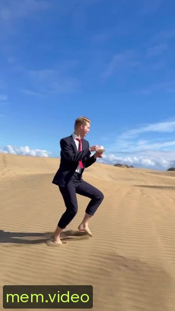 Кадр на 0:01