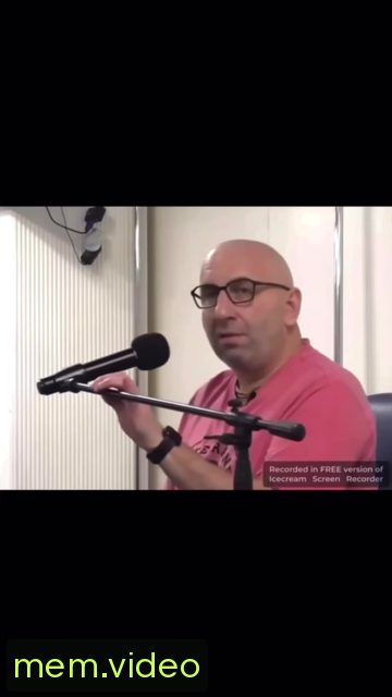 Кадр на 0:01
