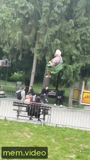 Кадр на 0:05