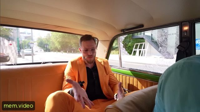 Кадр на 0:04