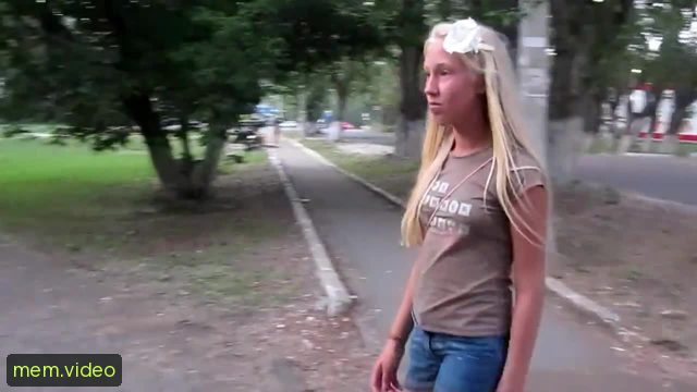 Кадр на 0:02
