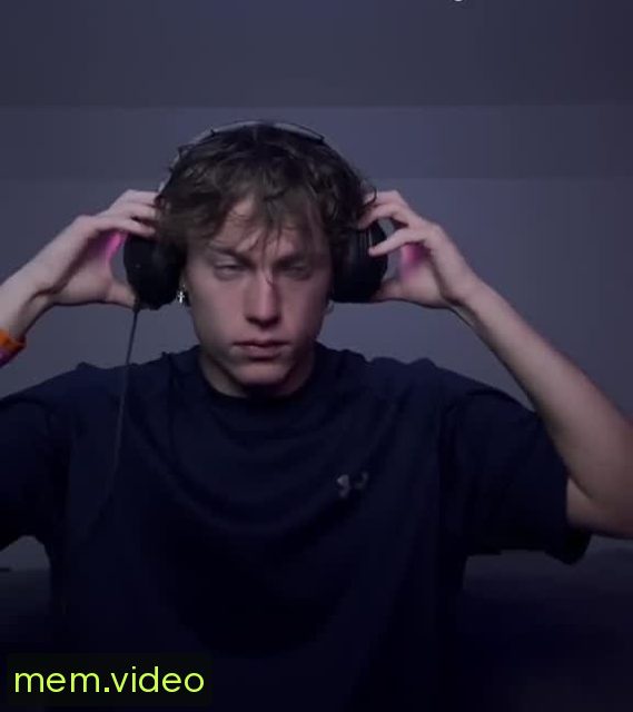 Кадр на 0:01