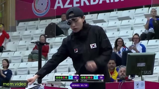 Кадр на 0:09