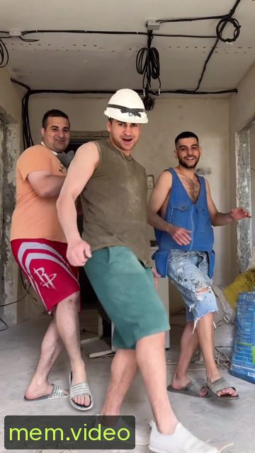 Кадр на 0:04
