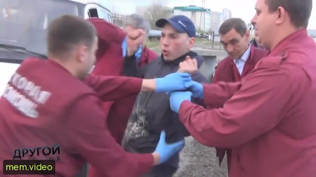Кадр на 0:02