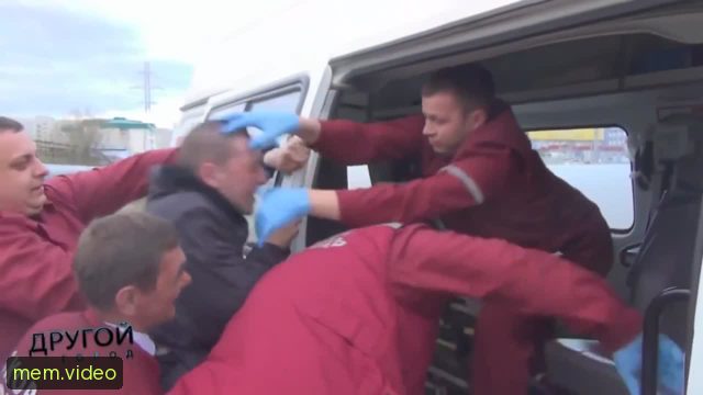 Кадр на 0:23