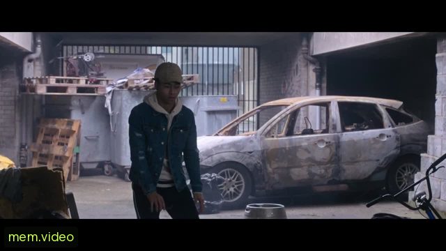 Кадр на 0:18