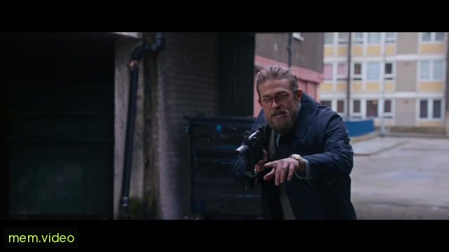Кадр на 0:23