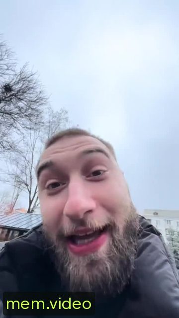 Кадр на 0:01