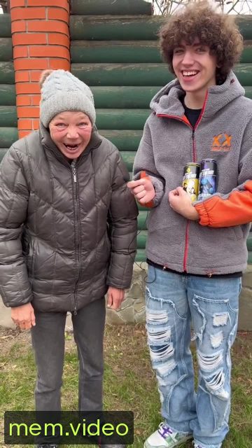 Кадр на 0:02