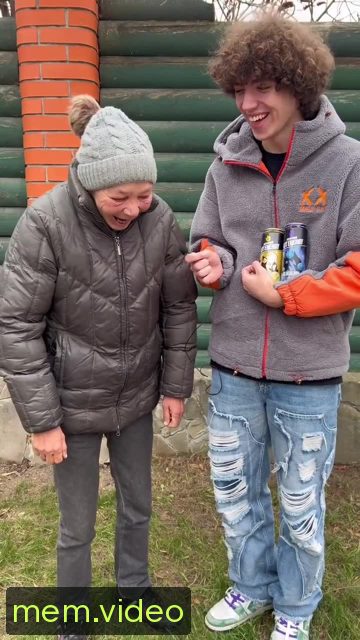 Кадр на 0:02