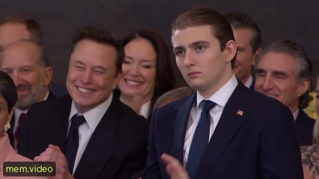 Кадр на 0:01