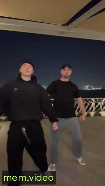 Кадр на 0:01