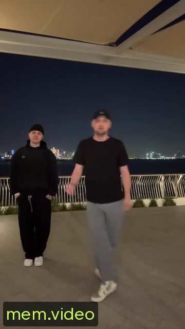Кадр на 0:03