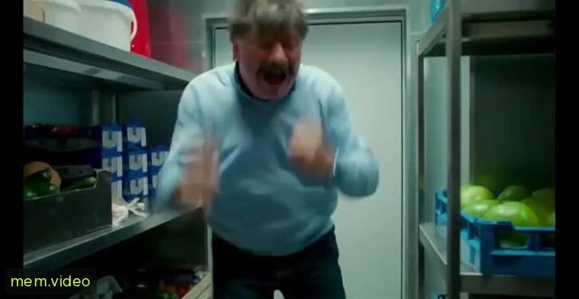 Кадр на 0:03