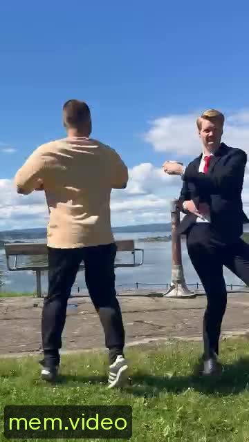 Кадр на 0:06