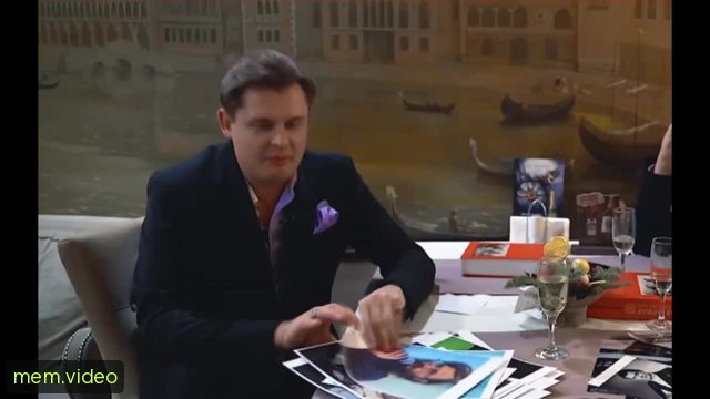 Кадр на 0:09