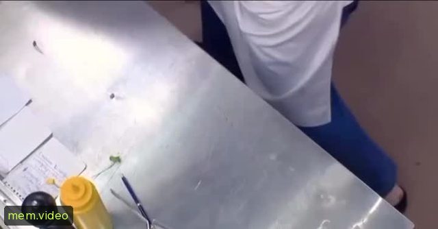 Кадр на 0:01