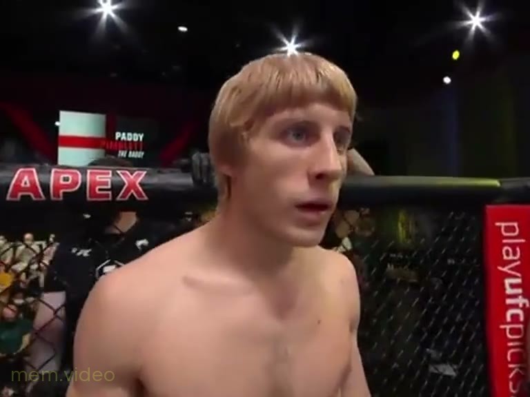 Кадр: Пэдди Пимблетт танцует и побеждает в UFC