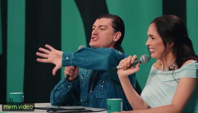 Кадр на 0:03