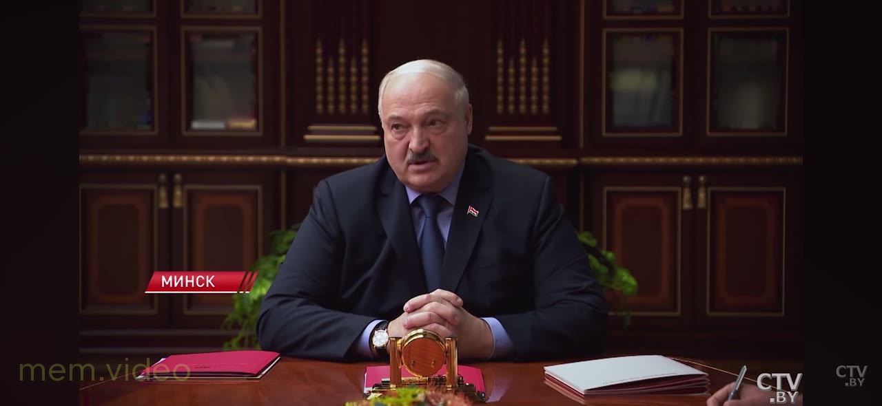 Кадр: «Это просто позорище» — Лукашенко на совещании