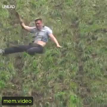 Кадр на 1:45