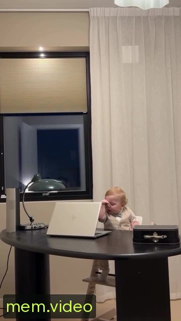 Кадр на 0:02