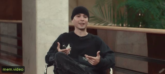 Кадр на 0:01