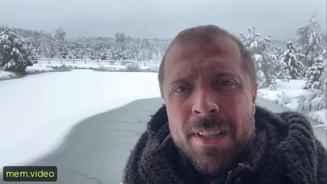 Кадр на 0:01