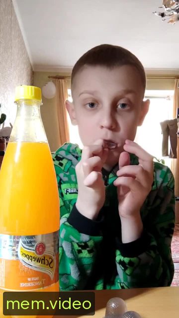 Кадр на 0:40