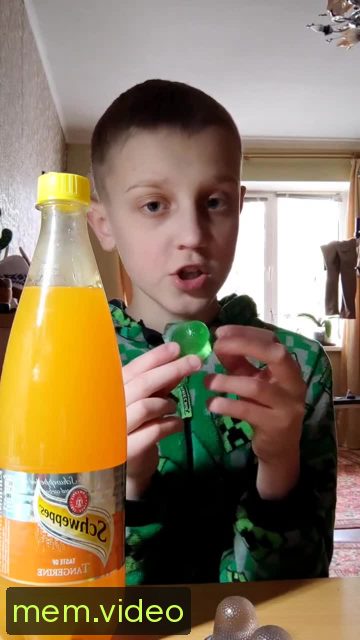 Кадр на 0:49