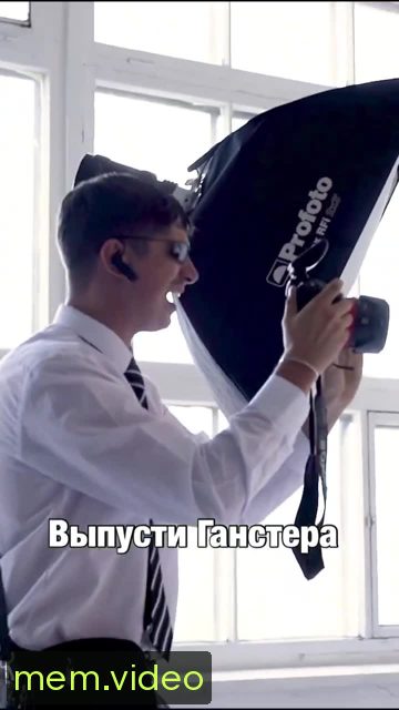 Кадр на 0:02
