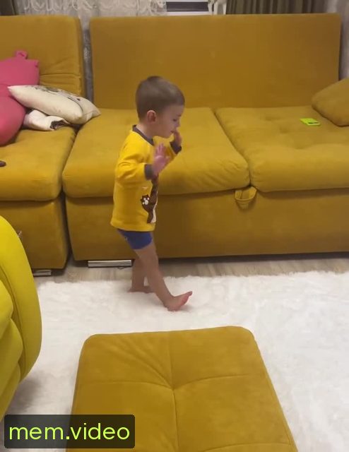 Кадр на 0:01