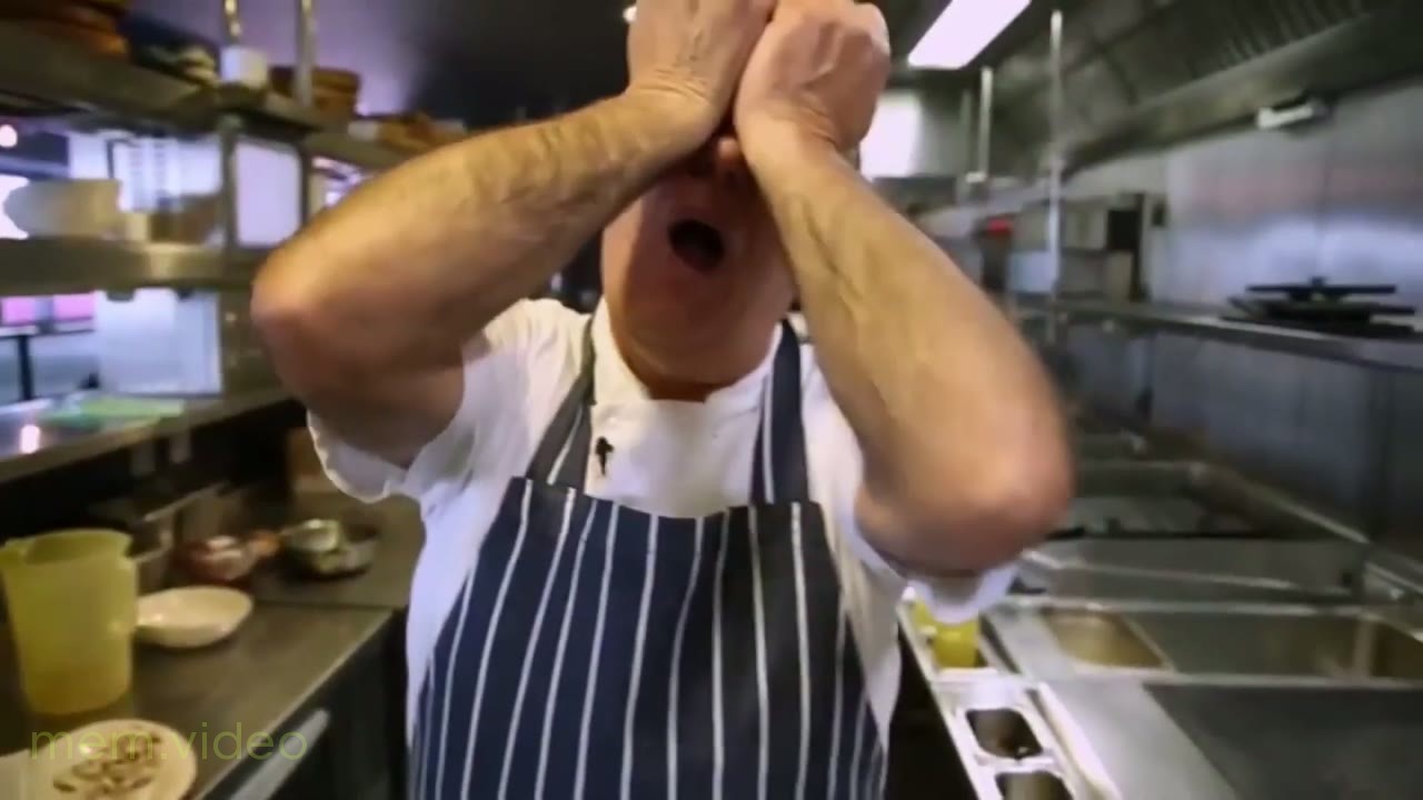 Кадр: Повар пробует еду и держится за голову — Why I'm cooking so good