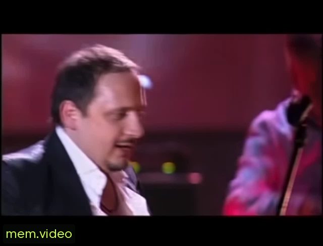 Кадр на 0:03