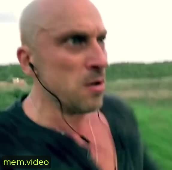 Кадр на 0:03