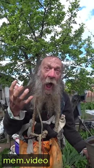 Кадр на 0:02