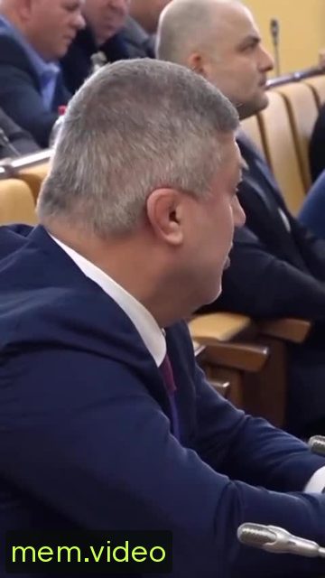 Кадр на 0:03