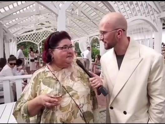 Кадр: «И вы у нас? — И я у вас» — смешной ответ Лены