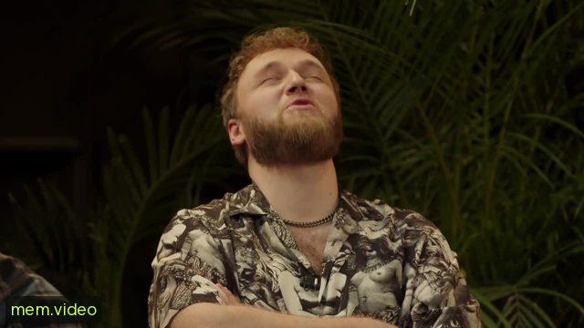 Кадр на 0:01
