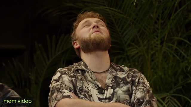 Кадр на 0:01