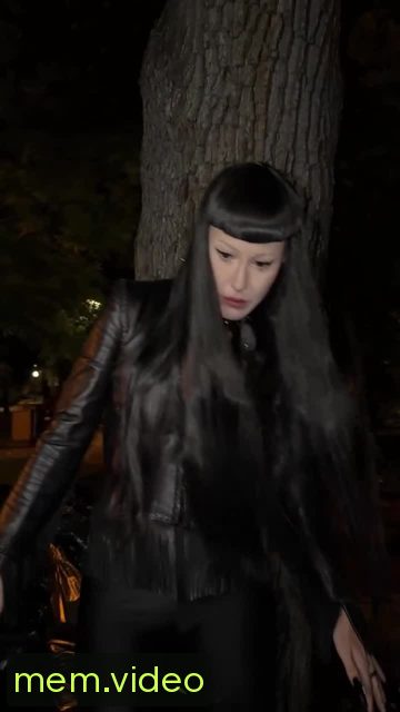 Кадр на 0:02