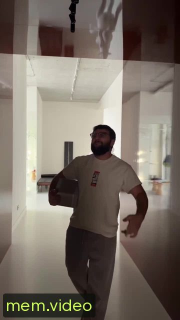 Кадр на 0:06