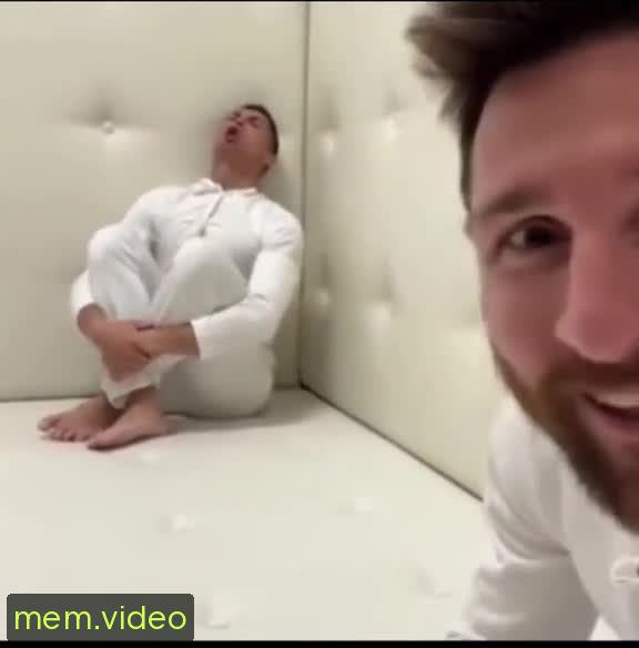 Кадр на 0:03