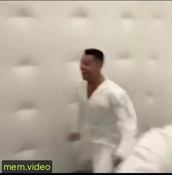 Кадр на 0:11