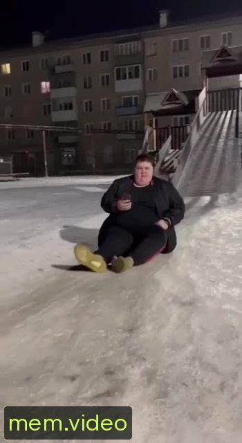 Кадр на 0:03