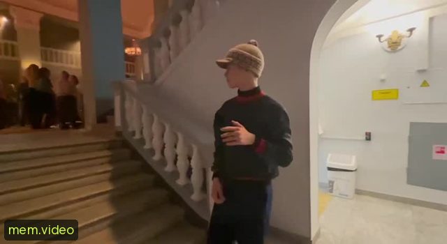 Кадр на 0:16