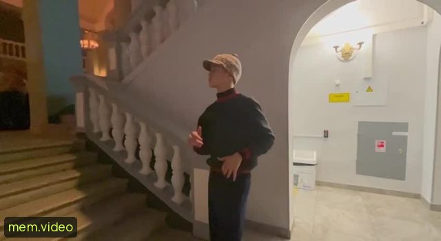Кадр на 0:18