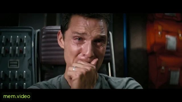 Кадр на 0:33