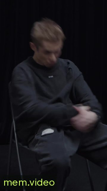 Кадр на 0:03